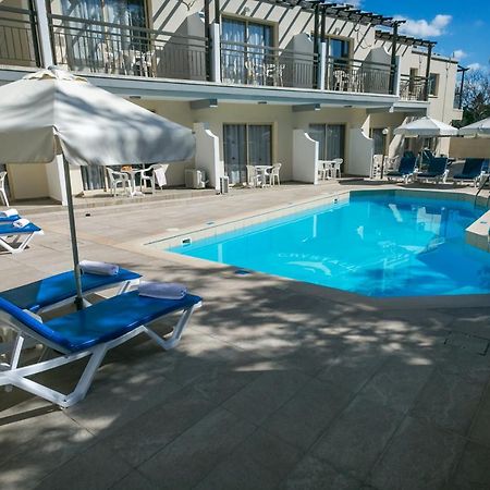 Crystallo Apartments Paphos Eksteriør billede