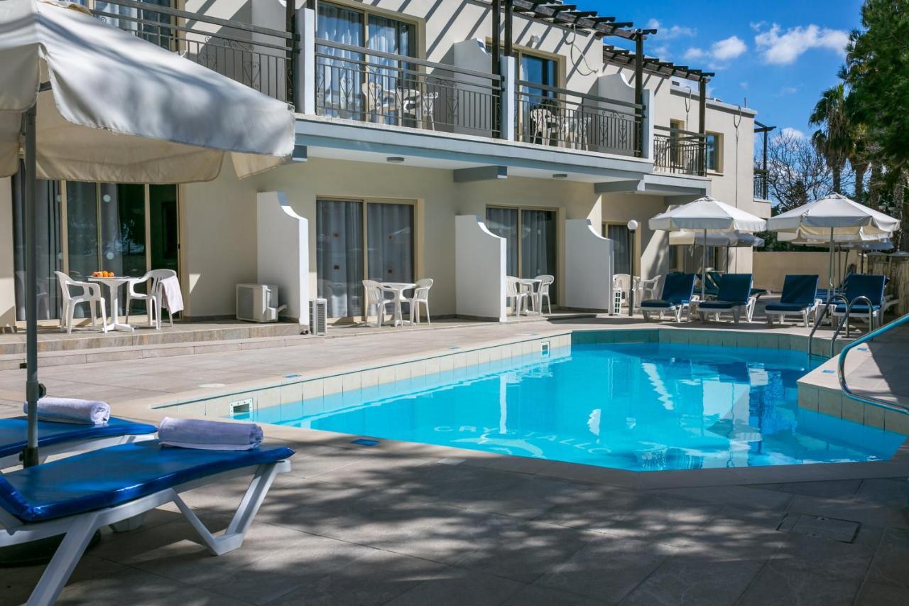 Crystallo Apartments Paphos Eksteriør billede