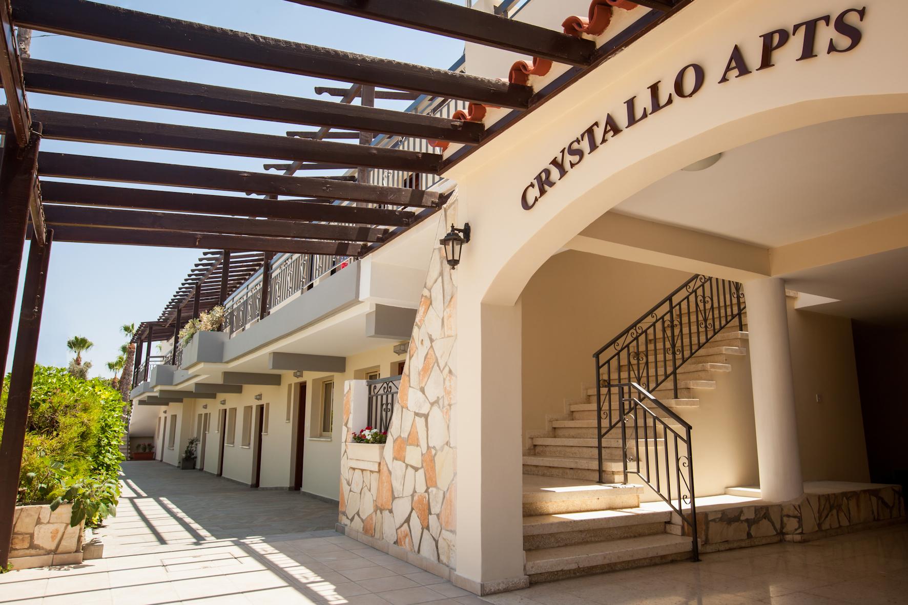 Crystallo Apartments Paphos Eksteriør billede
